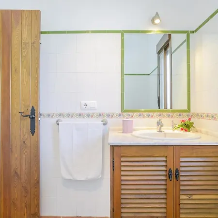 Casa Villanueva 4 - Solo Familias Літній будинок