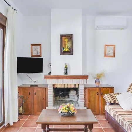 Casa Villanueva 4 - Solo Familias Літній будинок Коніль-де-ла-Фронтера